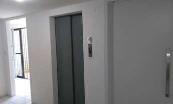 Imagem 7: Ótimo apto ventilado, varandão , 3 qtos, 1 suíte, dependência completa 2 vagas cobertas