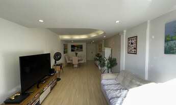 Imagem 2: Apartamento a venda em Copacabana tem 163m² com 3 quartos sendo 1 suíte, mais dependência