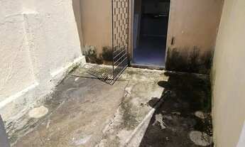 Imagem 7: VENDO CASA COM ÓTIMA LOCALIZAÇÃO NO BAIRRO ANTÔNIO BEZERRA