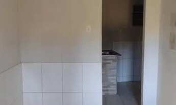 Imagem 2: 2 casas Casa com 1 dormitório