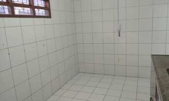 Imagem 3: Casa para aluguel tem 120 metros quadrados com 3 quartos e uma suíte