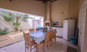 Imagem 3: Casa de condomínio para aluguel possui 160 metros quadrados com 3 quartos