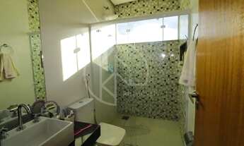 Imagem 4: Casa para venda com 330 metros quadrados com 4 quartos em São Pedro - Juiz de Fora - MG