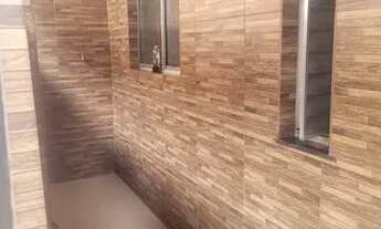 Imagem 4: Aluga se casa 2 quartos , final de linha de 7 de abril