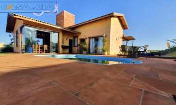 Imagem 5: Chalé em multipropriedade à beira da represa de Xavantes