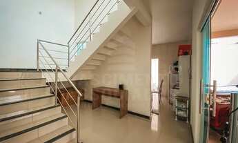 Imagem 4: Casa Duplex em Residencial Fechado