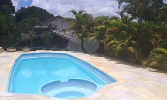 Imagem 6: Belíssima casa com 4 suites e área de lazer em condomínio alto Padrão em Valinhos SP