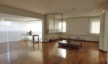 Imagem 3: Apartamento com ótima planta, varanda gourmet e vista para o Portal do Morumbi