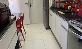 Imagem 3: Apartamento para venda possui 133 metros quadrados com 4 quartos em Pituba - Salvador