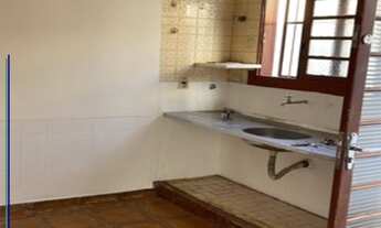 Imagem 2: RIBEIRÃO PRETO - Casa Padrão - CENTRO