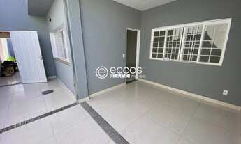 Imagem 2: CASA RESIDENCIAL em UBERLÂNDIA - MG, BRASIL