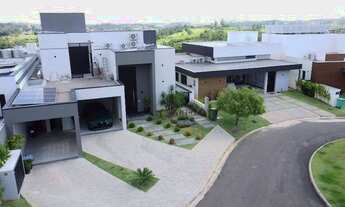 Imagem 3: Casa sobrado com 3 suítess à venda, 360 m² por R$ 3.800.000 - Condomínio Villas do Golfe