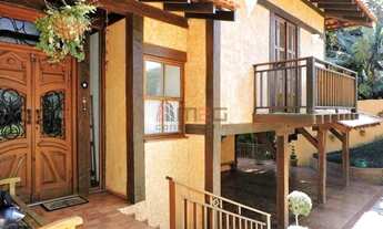 Imagem 4: Casa 466 m² 4 Quartos sendo 4 Suítes e 5 banheiros à Venda por R$ 2.390.000,00