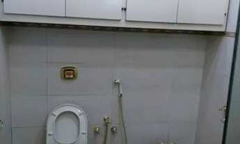 Imagem 7: Casa para aluguel e venda possui 560 metros quadrados com 4 quartos