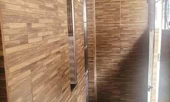 Imagem 5: Aluga se casa 2 quartos , final de linha de 7 de abril