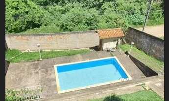 Imagem 2: C301 - Casa com excelente espaço externo e piscina