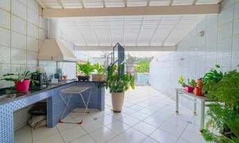 Imagem 6: Casa com piscina