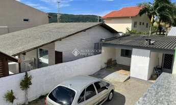 Imagem 2: Imóvel à venda 2 apartamentos e 1 casa na Praia da Pinheira, Palhoça/SC