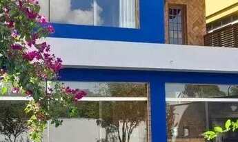 Imagem: Casa com 4 Quarto(s) e 5 banheiro(s) para