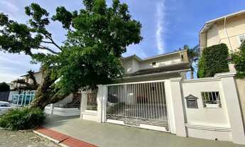 Imagem: Casa em condomínio com 04 dormitórios