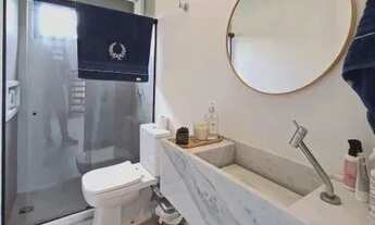 Imagem 4: Com uma localização privilegiada e acabamentos de alto padrão, esta residência é perfeita