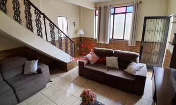 Imagem: Casa com 4 quartos em Realengo