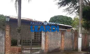 Imagem: CASA ASSOBRADADA - GRANJA VIANA - SP