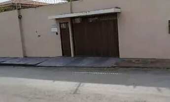 Imagem: Casa com 7 dormitórios (sendo 7 suítes