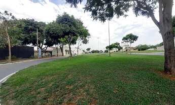 Imagem: Área/terreno, lote 742m² no Parque Atheneu