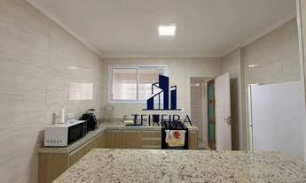 Imagem 4: Apartamento a venda na praia da Enseada, 02 dormitórios, com garagem, 3 quadras da praia