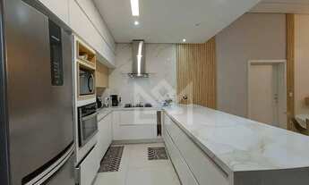 Imagem 6: Casa Alto Padrão no Condomínio Cyrela Landscape com Ampla Área e Estrutura Exclusiva