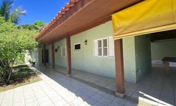 Imagem 6: Chácara para aluguel possui 200 metros quadrados com 4 quartos