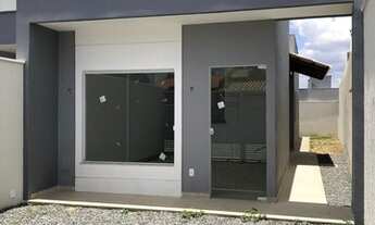 Imagem 2: Casa de padrão Moderno 2/4 e uma suíte Px fraga Maia