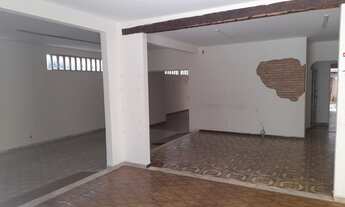 Imagem 3: Casa para aluguel tem 230 metros quadrados com 4 quartos em Nova Suiça - Goiânia - GO