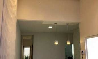 Imagem 5: Linda casa com 3/4 sendo uma suíte, pé direito alto, piscina