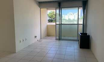 Imagem 3: Apartamento para venda com 78 metros quadrados com 3 quartos a 50m da praia