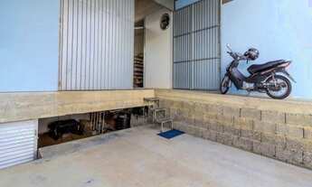 Imagem 4: Ótimo galpão com doca e estacionamento privativo. E mais, com 4 lofts na parte de cima alu