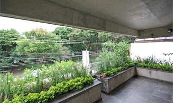 Imagem 2: Casa para venda possui 550 metros quadrados com 5 quartos em Vila Madalena - São Paulo - S