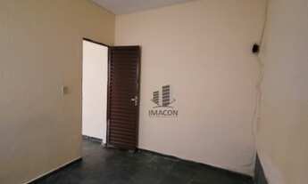 Imagem 5: Casa com 2 Quartos e 1 banheiro e Vaga de Garagem para Alugar, 55 m² por R$ 600/Mês