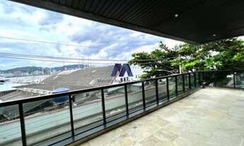 Imagem 2: Venda apartamento na Urca, 1p/ andar, 3 suítes, varandão, 4 vagas, 256 m², vista Baía de G