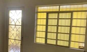 Imagem 7: Vendo ou permuto casa entro de poá