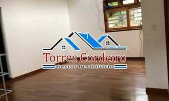 Imagem 7: Sobrado com 4 dorm. (1 suíte) + 2 vagas e Piscina- Instituto de Previdência