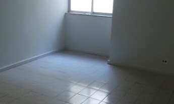 Imagem 4: Apto 2 quartos + dep. empr. no centro de Niterói - ALUGUEL PROMOCIONAL R$ 800,00