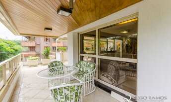 Imagem 4: Apartamento para venda com 236 metros quadrados com 3 quartos em Petrópolis - Porto Alegre