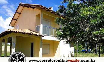 Imagem: Sobrado com 200m² em amplo terreno medindo