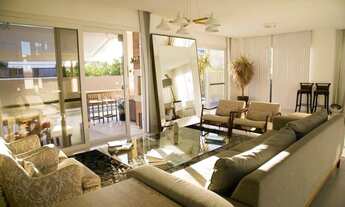 Imagem: Casa 4 suítes, dependência de empregada