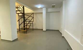 Imagem 3: Centro - Loja na Rua Dr. Nelson de Sá Earp - Em frente ao Bauhaus