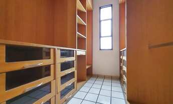 Imagem 5: Casa para venda tem 237 metros quadrados com 4 quartos em Jóquei - Teresina - PI