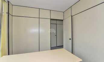 Imagem 4: Ponto comercial/Loja/Box para venda com 39 metros quadrados em Água Verde - Curitiba - PR