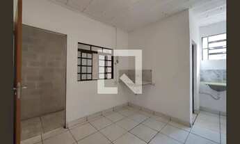 Imagem 2: Casa para Aluguel - Nacional, 1 Quarto, 45 m2